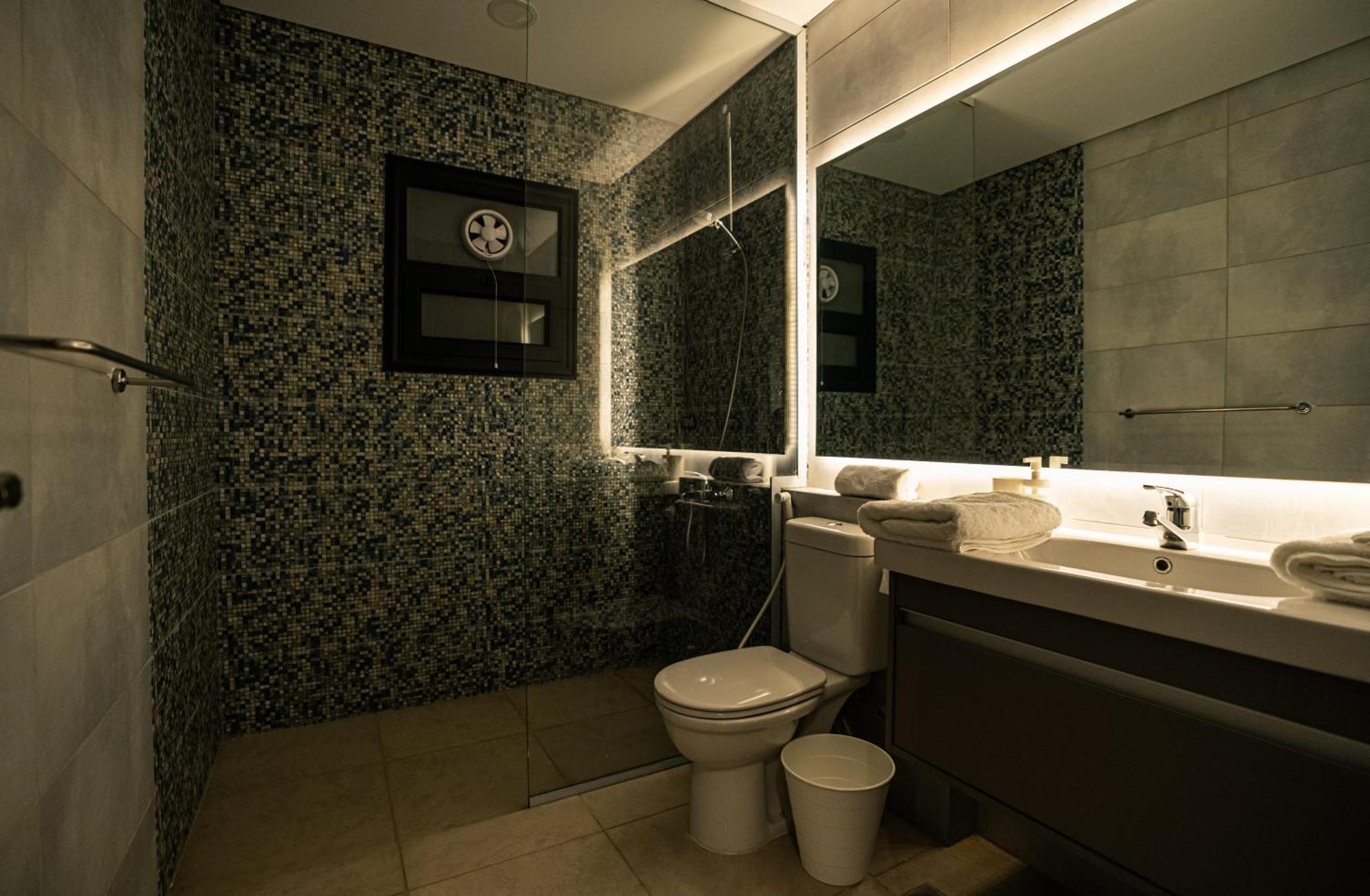 Travelholic New Cairo Residence Bagian luar foto