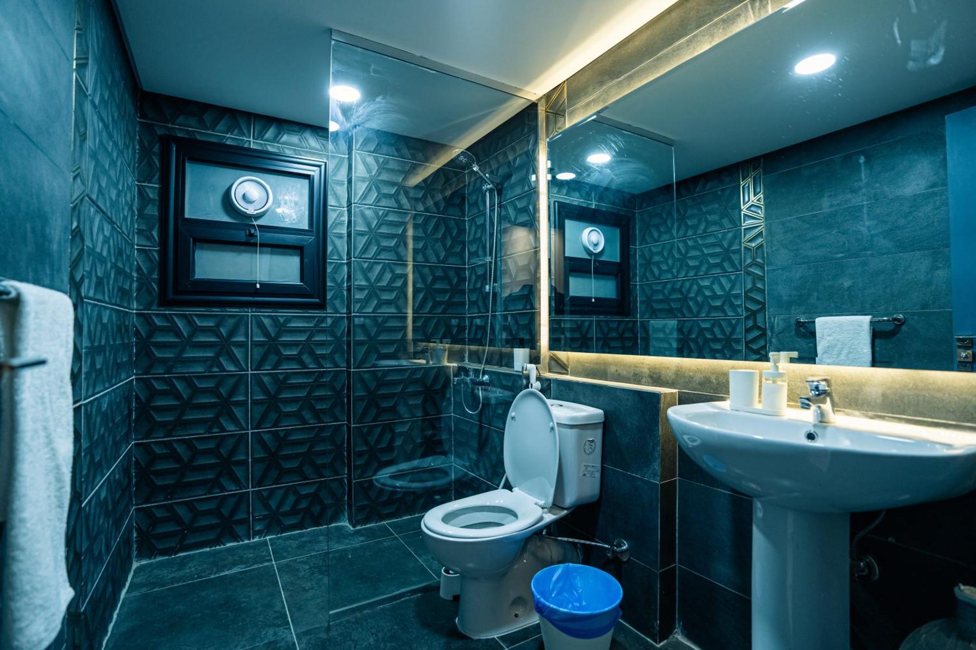 Travelholic New Cairo Residence Bagian luar foto