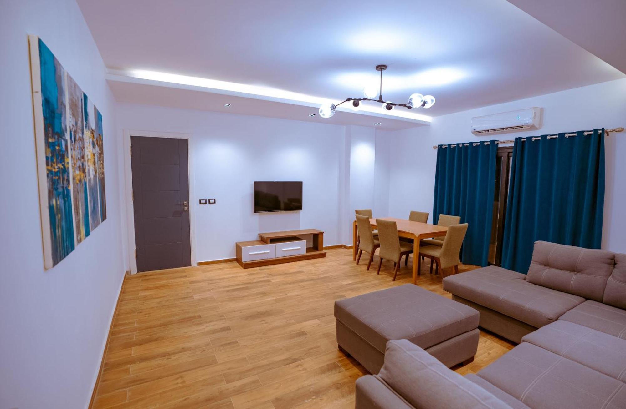 Travelholic New Cairo Residence Bagian luar foto